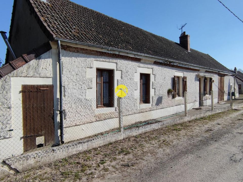 Landejendom i La Guerche-sur-l'Aubois, Cher - foto 1