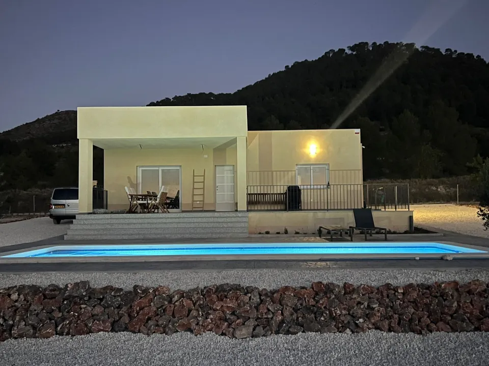 Villa i Pinoso, Alicante - foto 1