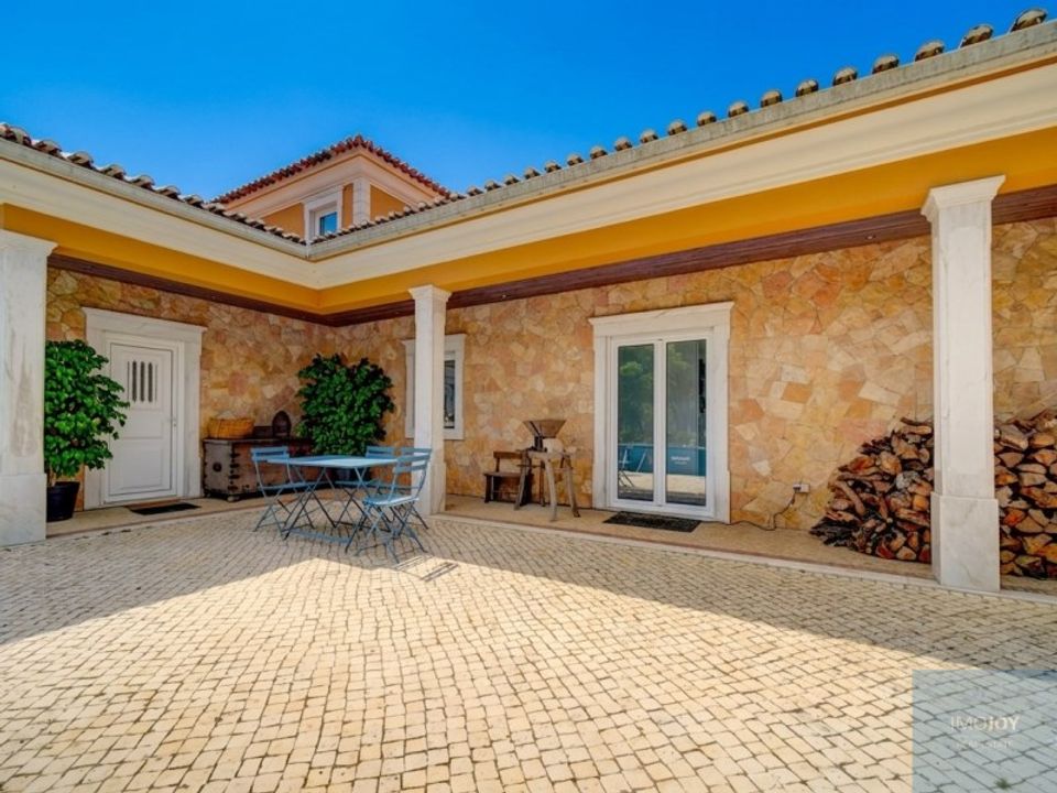 Villa i Alcoentre, Lisbon - foto 1