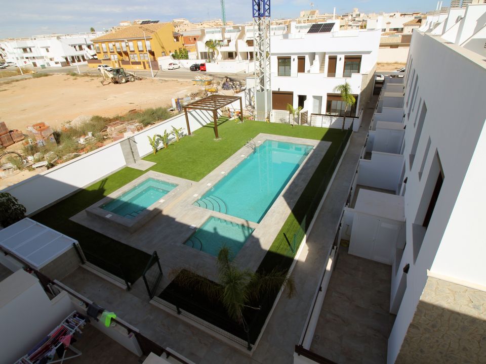 Byhus i Pilar de la Horadada, Alicante - foto 2