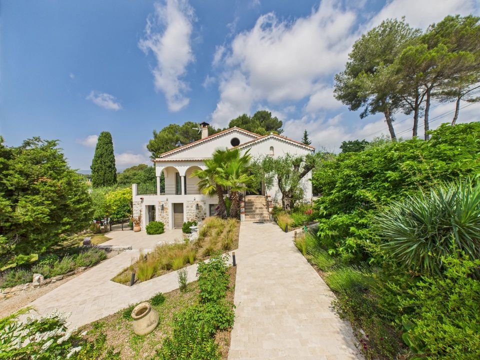 Villa i Roquefort-les-Pins, Alpes-Maritimes - bilde 2