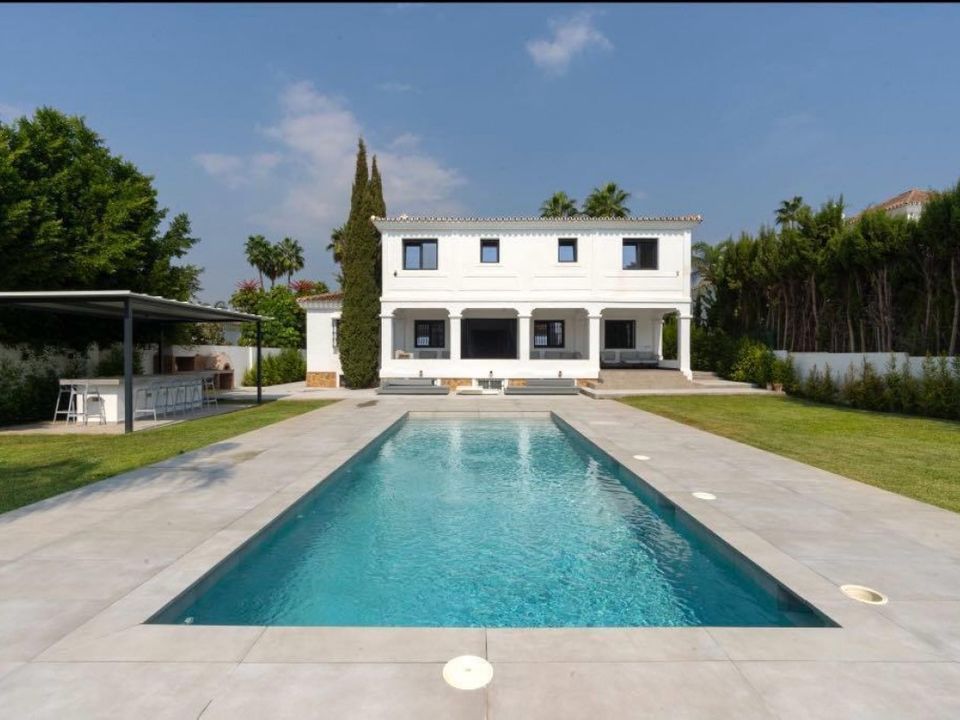 Villa i Nueva Andalucia, Malaga - foto 1