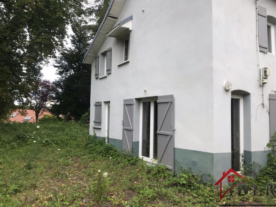 Villa i Luxeuil-les-Bains, Haute-Saone - foto 1