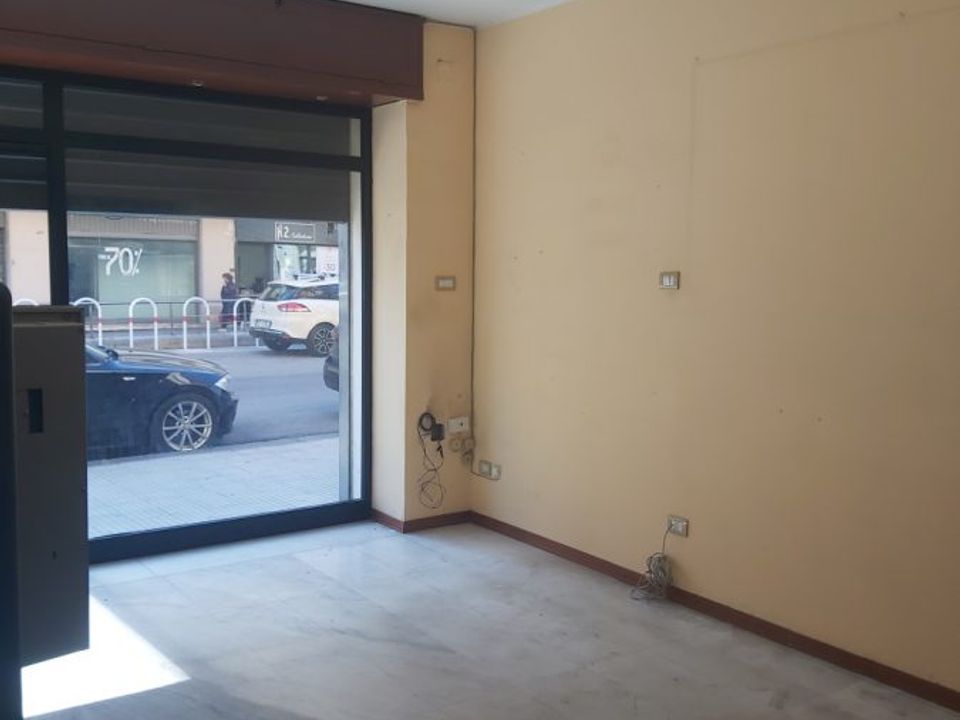 Erhvervsejendom i Messina, Messina - foto 3