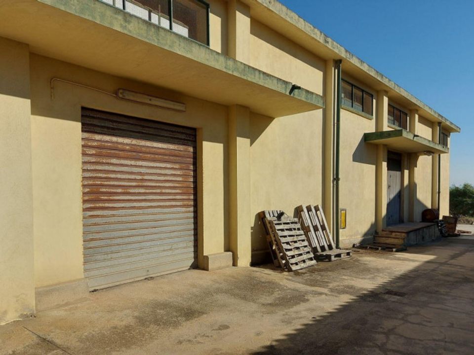 Erhvervsejendom i Serrenti, Cagliari - foto 5