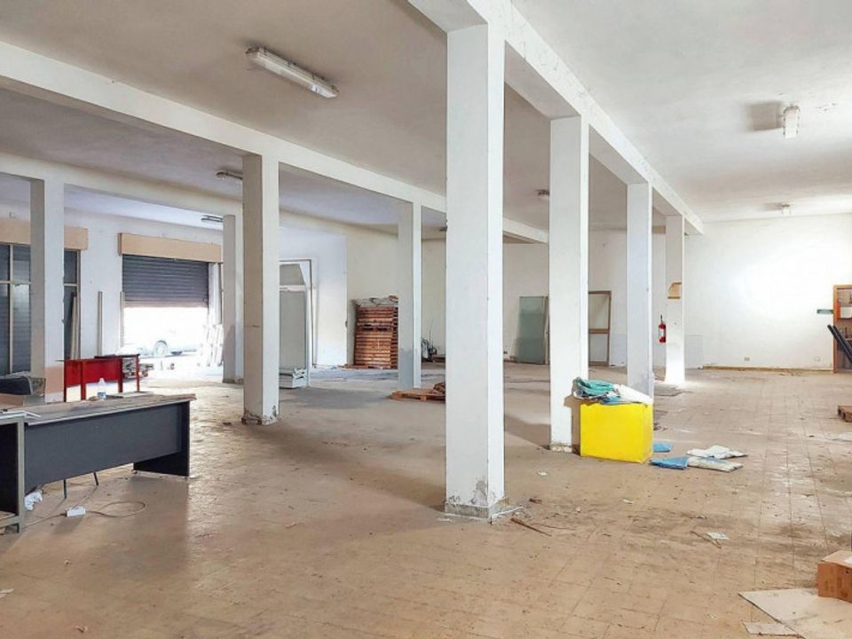 Erhvervsejendom i Capoterra, Cagliari - foto 4
