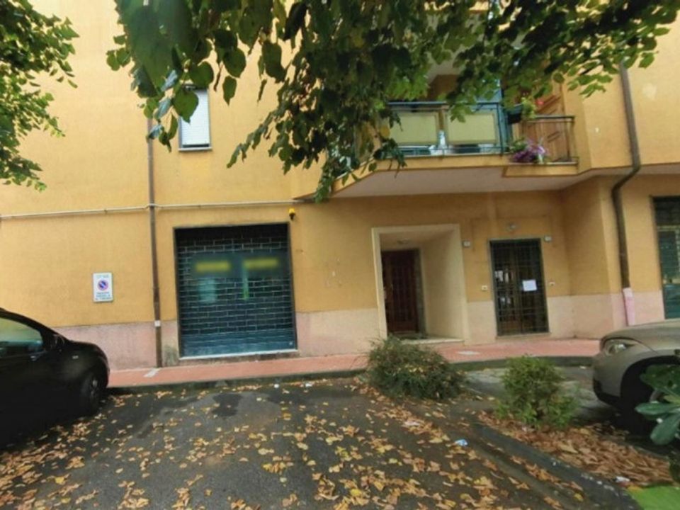 Erhvervsejendom i San Lorenzo al Mare, Imperia - foto 2