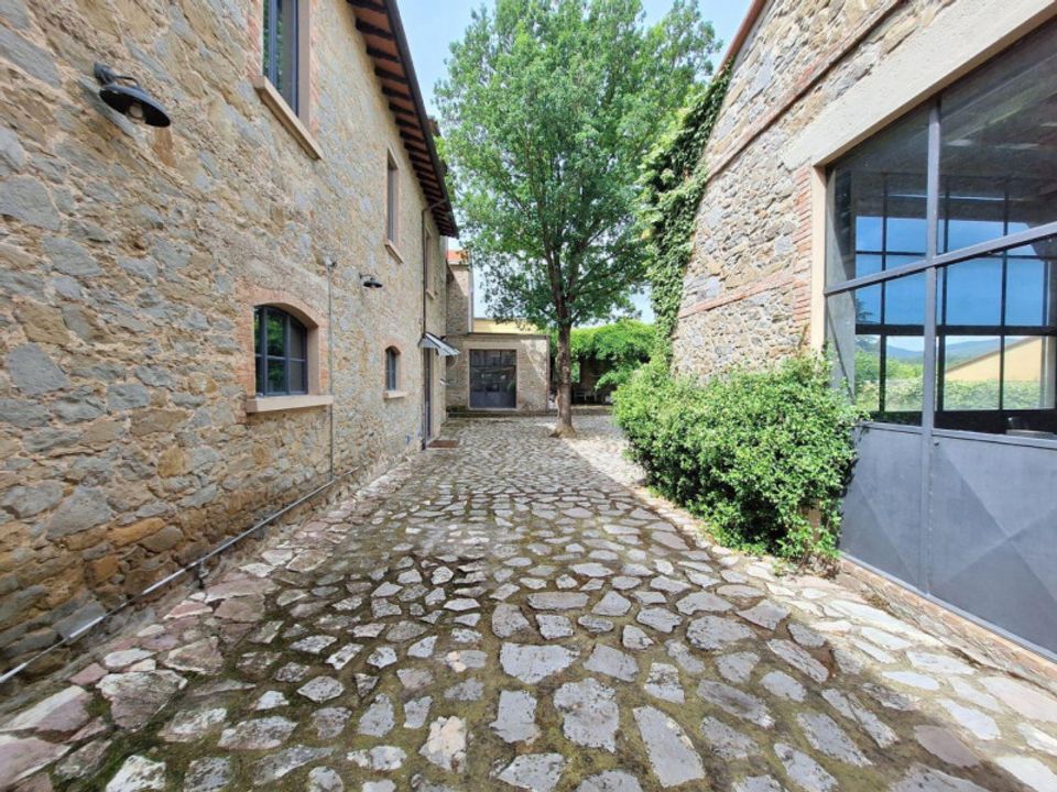 Erhvervsejendom i Perugia, Perugia - foto 2