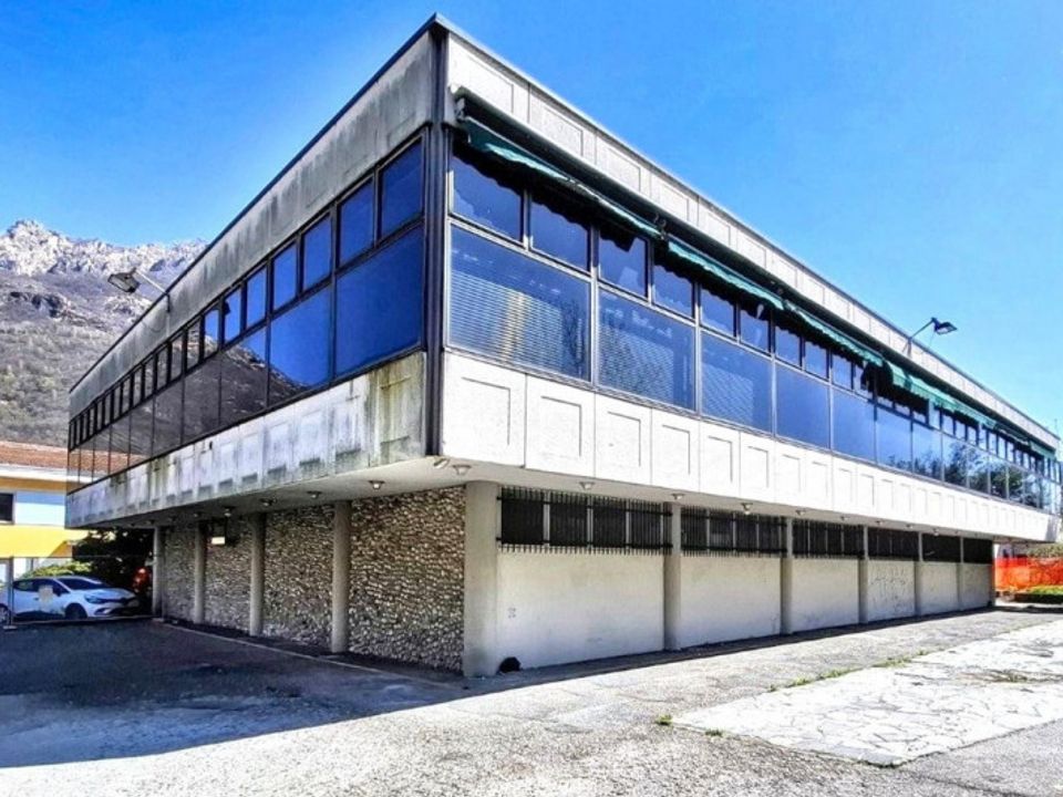 Erhvervsejendom i Omegna, Verbano Cusio Ossola - foto 1