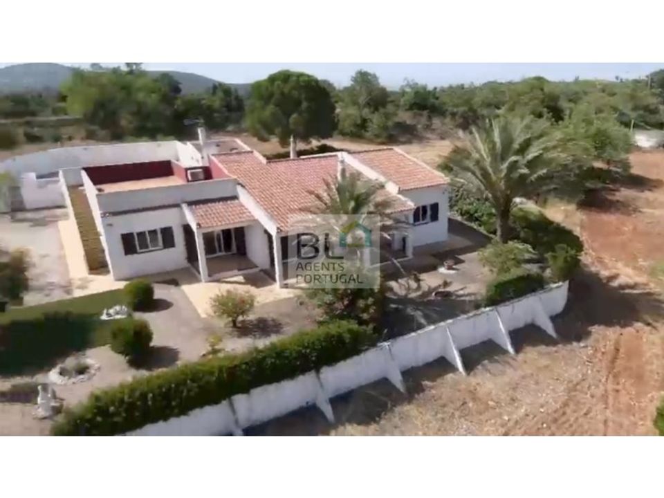 Villa i Santa Barbara de Nexe, Faro - foto 1