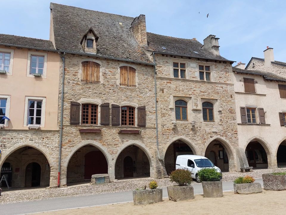 Villa i Sauveterre-de-Rouergue, Aveyron - foto 1