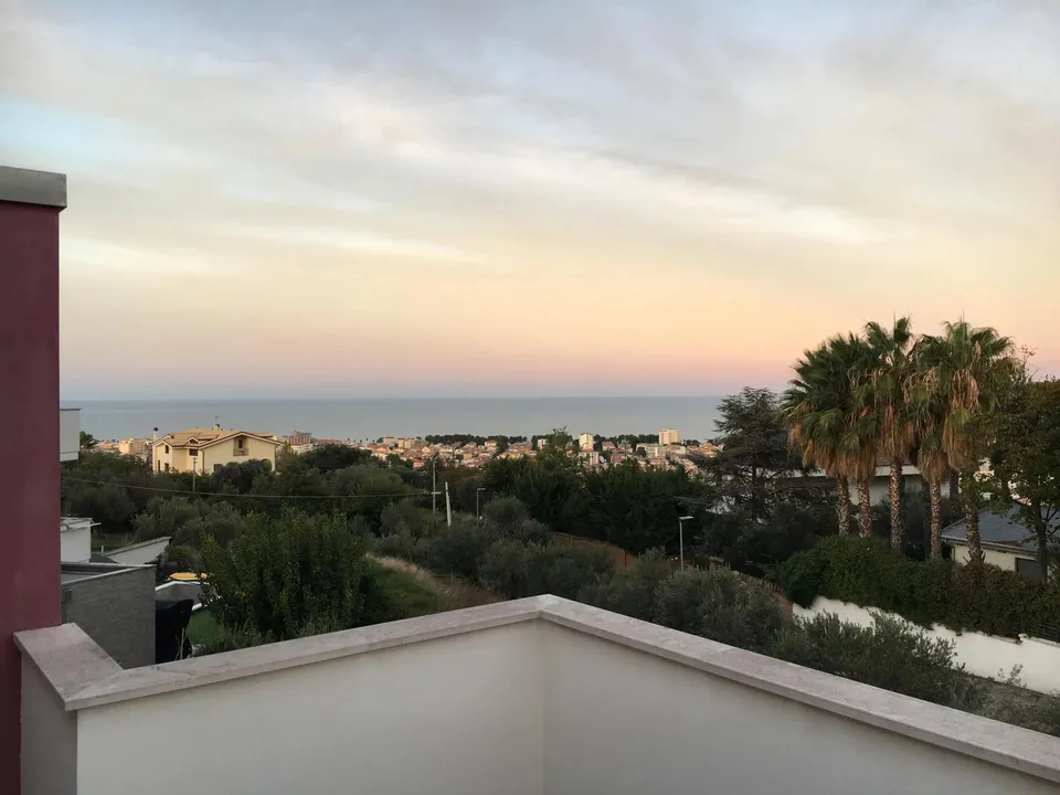 Villa - Montesilvano Marina, Pescara - photo 1