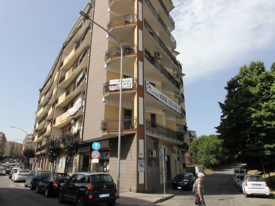 Lejlighed i Cosenza, Cosenza - foto 2