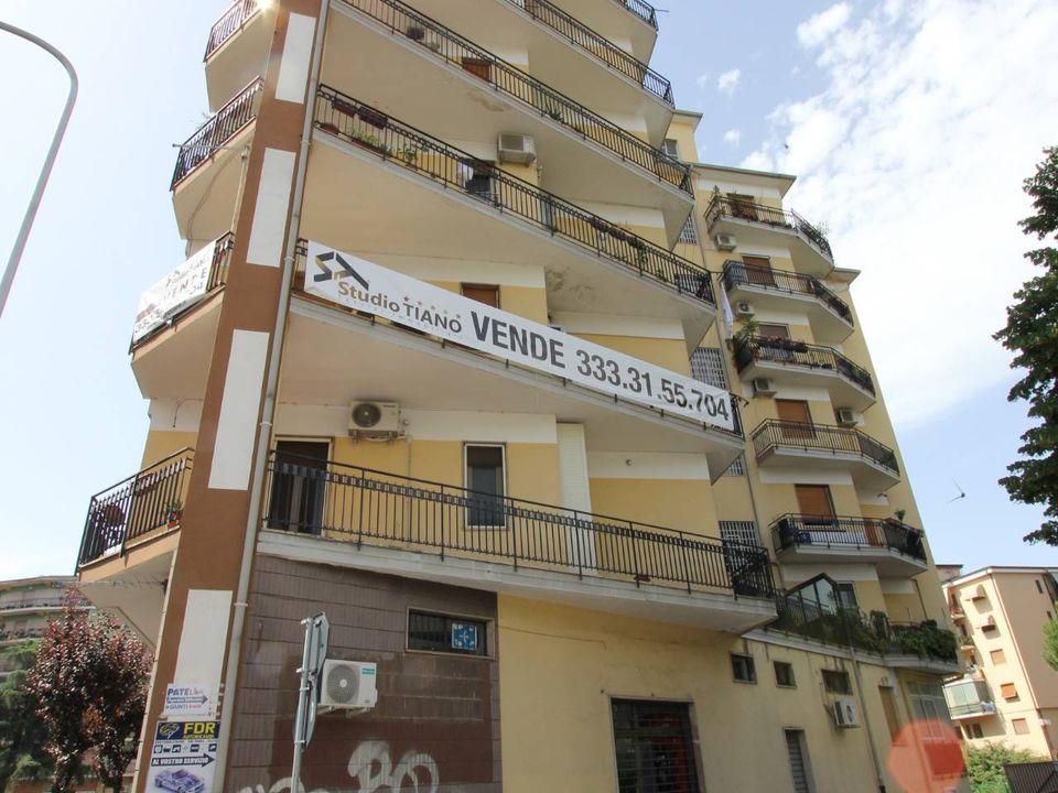 Lejlighed i Cosenza, Cosenza - foto 3