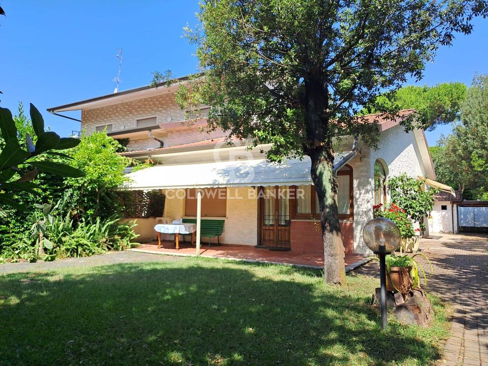 Villa i Forte dei Marmi, Lucca - bilde 1