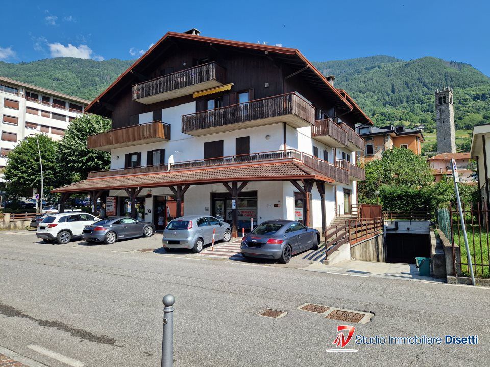 Parkeringsplads i Edolo, Brescia - foto 2