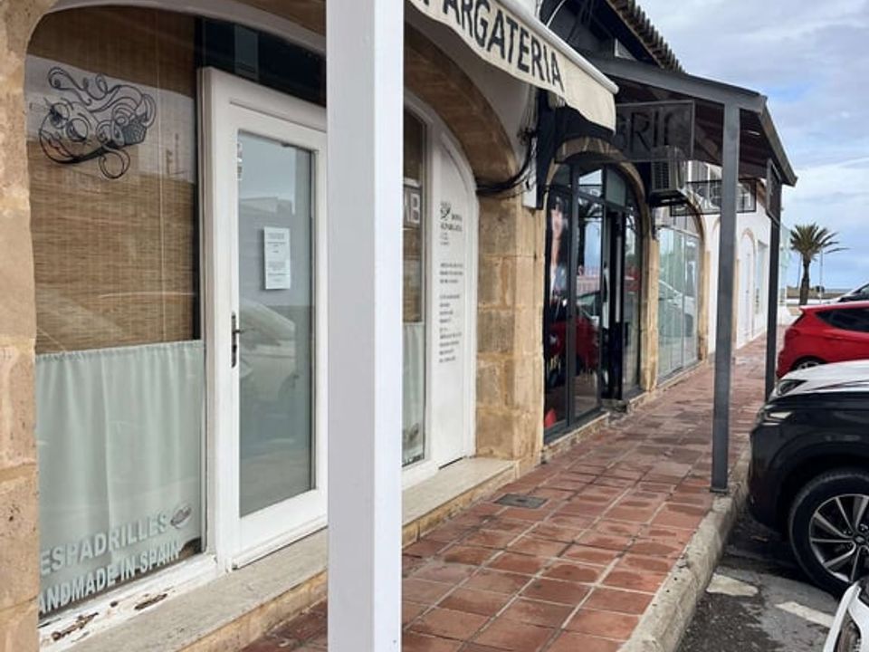 Erhvervsejendom i Javea, Alicante - foto 1