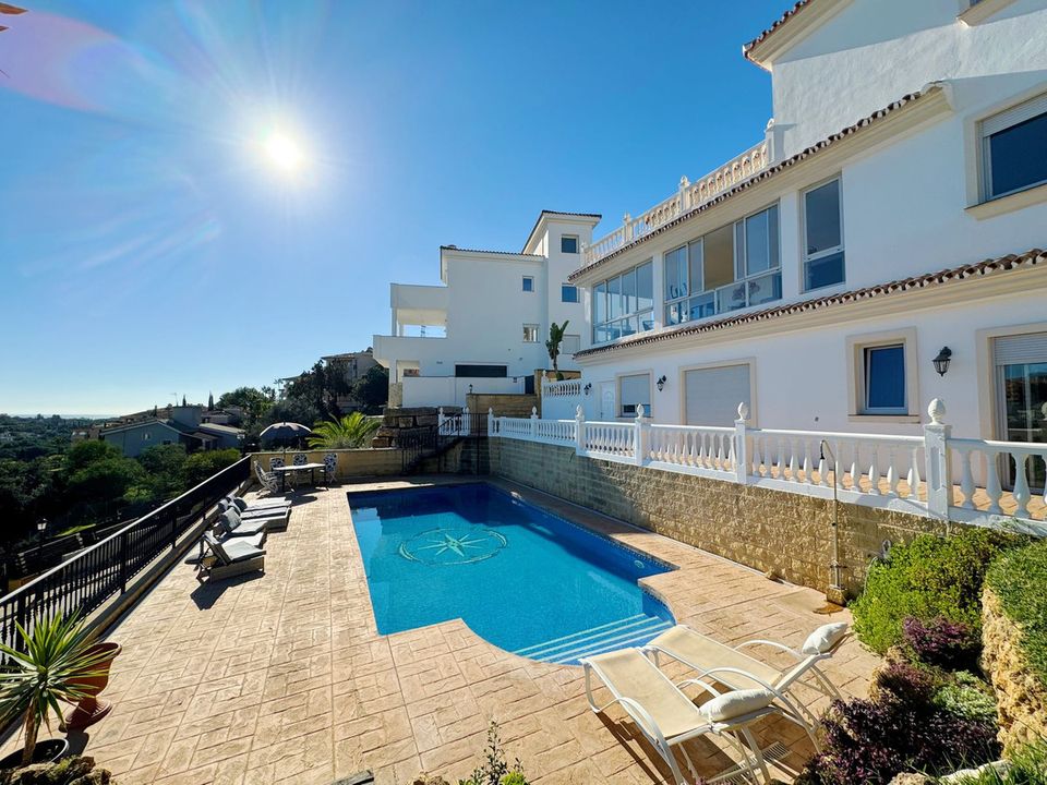 Villa i Elviria, Malaga - foto 1