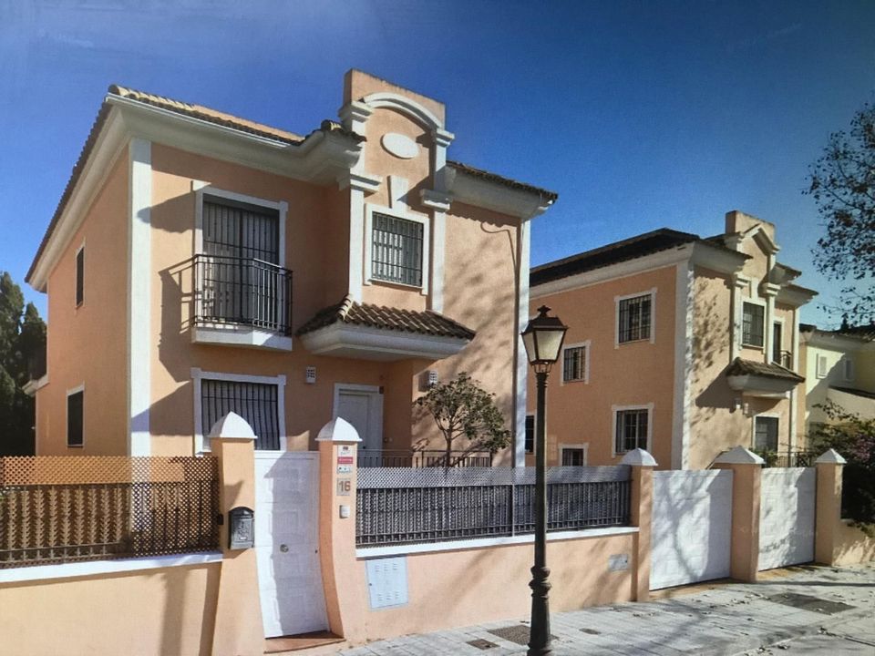 Villa i Elviria, Malaga - foto 1