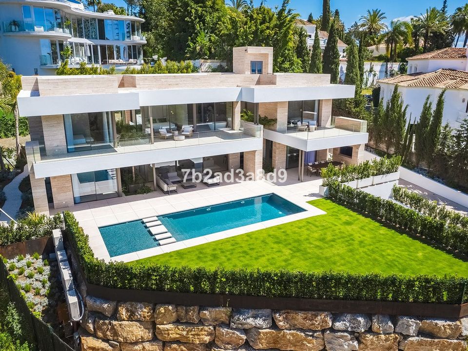 Villa i El Paraiso, Malaga - foto 2