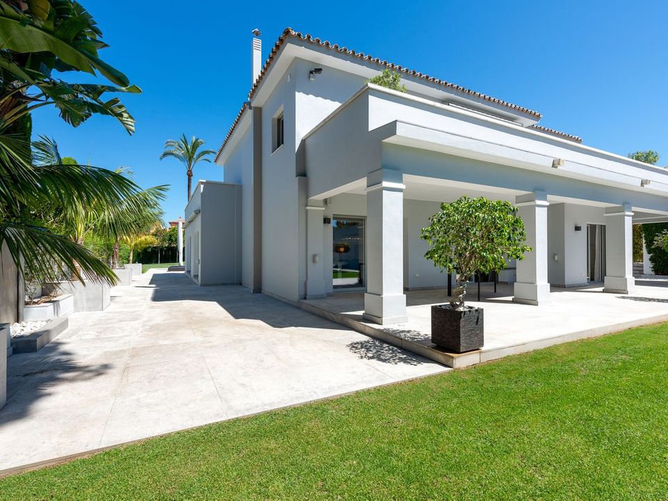 Villa i El Paraiso, Malaga - foto 2