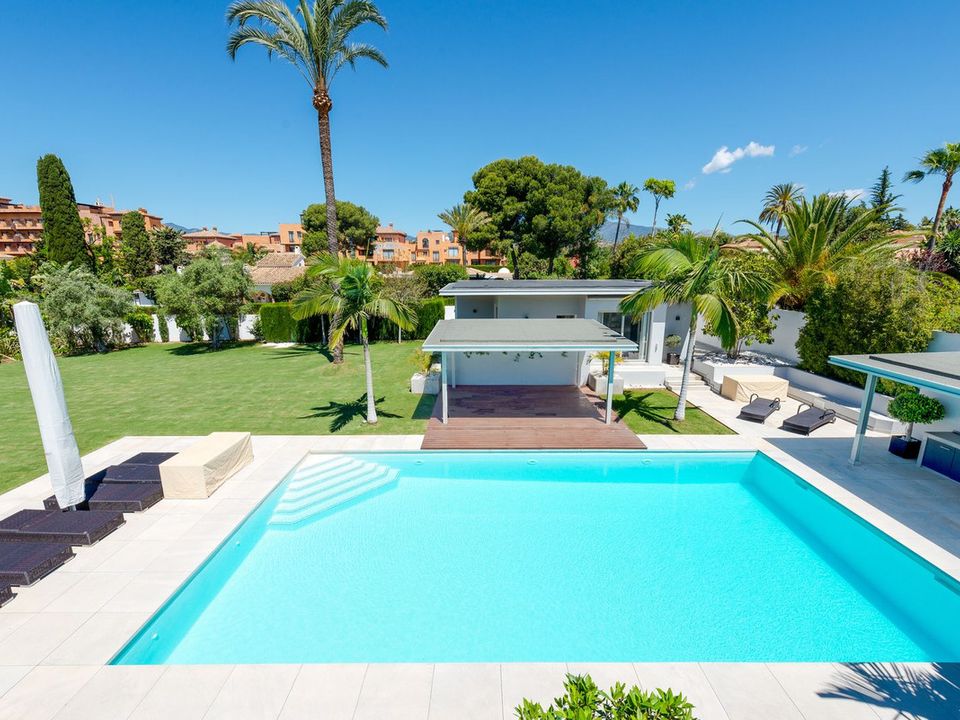 Villa i El Paraiso, Malaga - foto 4