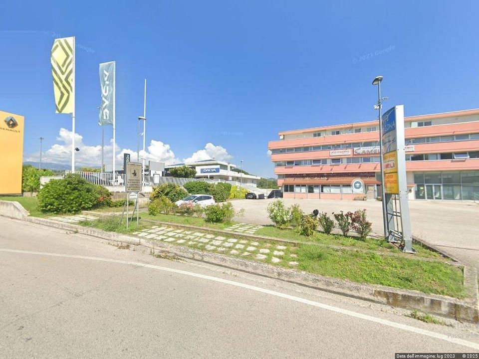 Erhvervsejendom i Teramo, Teramo - foto 2