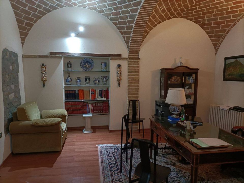 Erhvervsejendom i Teramo, Teramo - foto 2