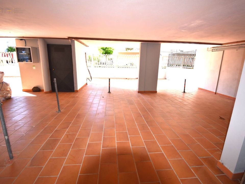 Plazas de parking en San Benedetto Del Tronto, Ascoli Piceno - foto 1