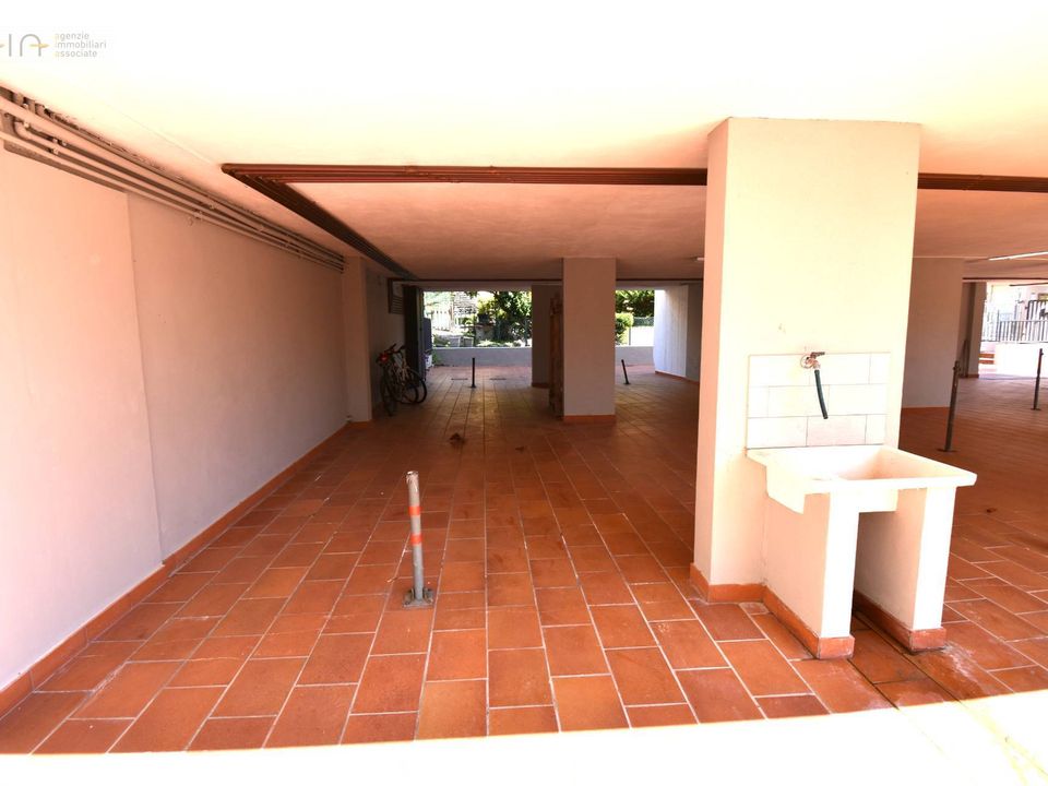 Plazas de parking en San Benedetto Del Tronto, Ascoli Piceno - foto 3