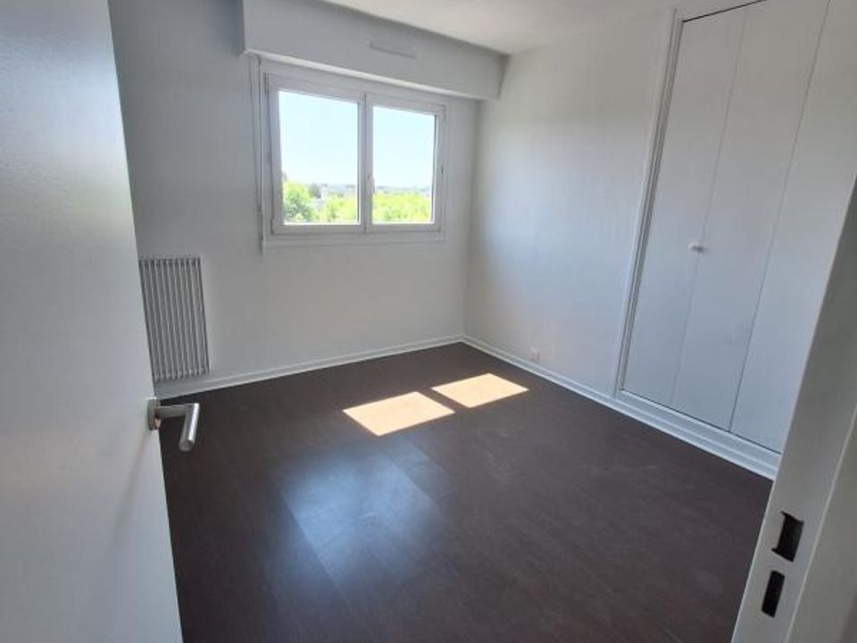 Lejlighed i Noisy-le-Grand, Seine-Saint-Denis - foto 2