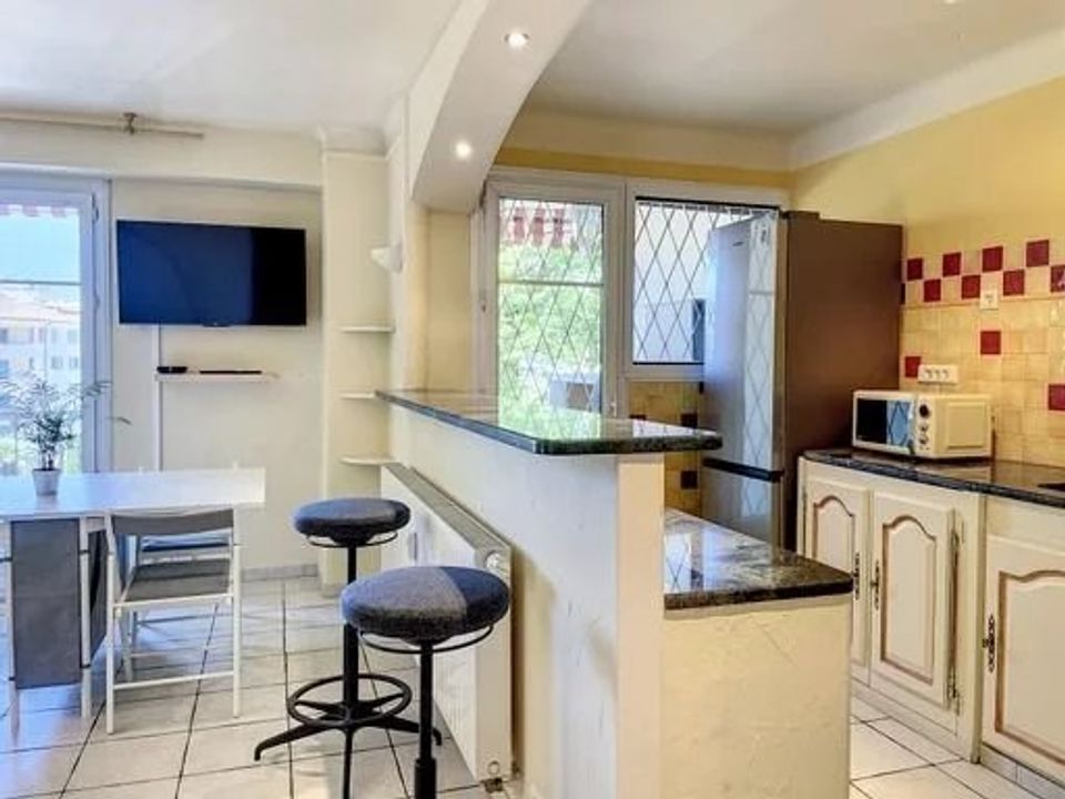 Apartment in Cannes, Alpes-Maritimes - photo 3