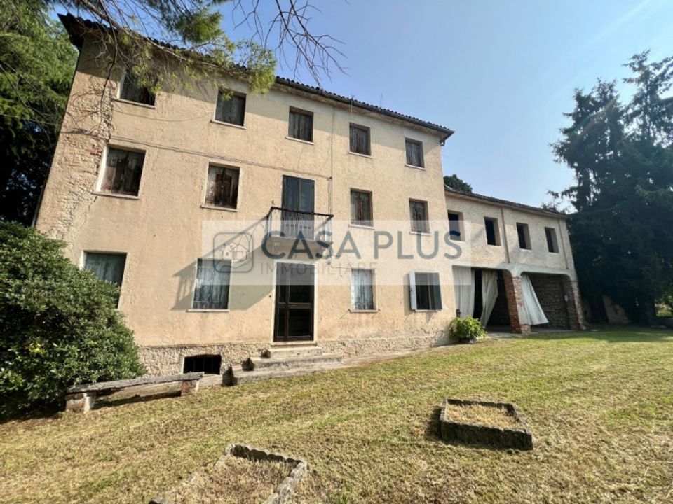 Landejendom i Pieve del Grappa, Treviso - foto 1