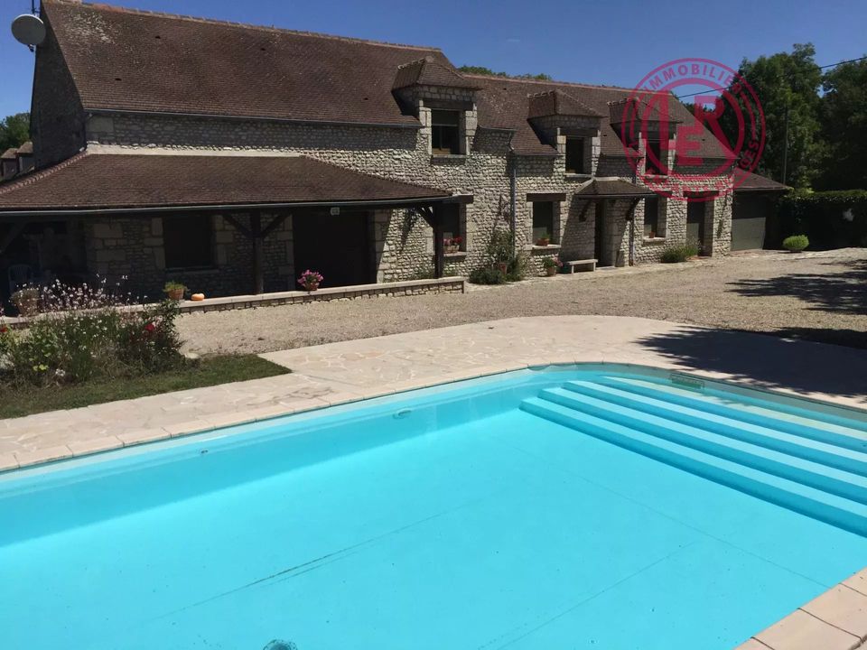 Villa em Sceaux-du-Gâtinais, Loiret - foto 1