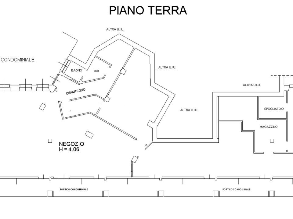 Erhvervsejendom i Novara, Novara - foto 2