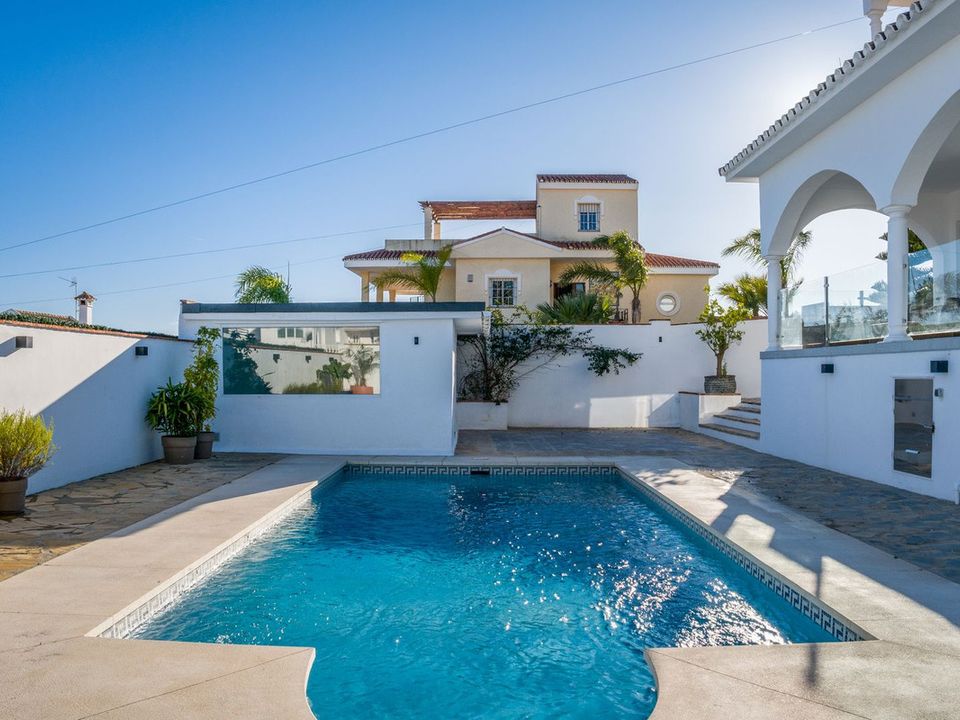 Villa i La Duquesa, Malaga - foto 3