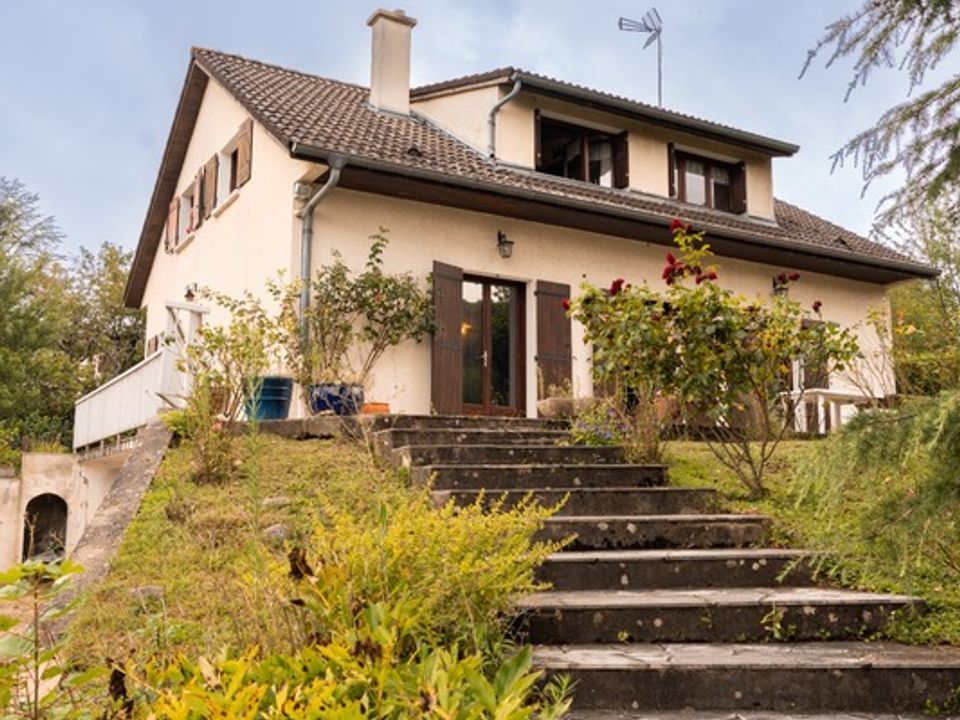 Villa i La Roche-Vineuse, Saone-et-Loire - foto 2
