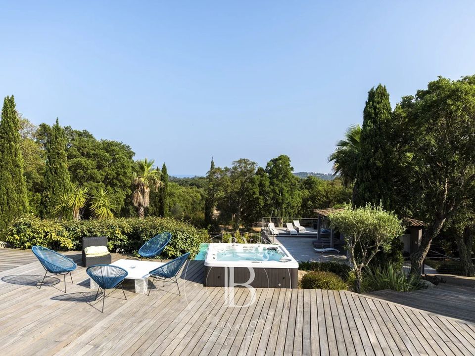 Villa i Sainte-Lucie de Porto-Vecchio, Corse-du-Sud - foto 1
