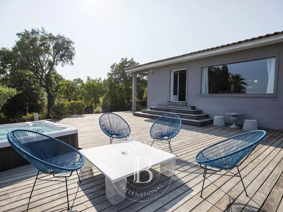 Villa i Sainte-Lucie de Porto-Vecchio, Corse-du-Sud - foto 5