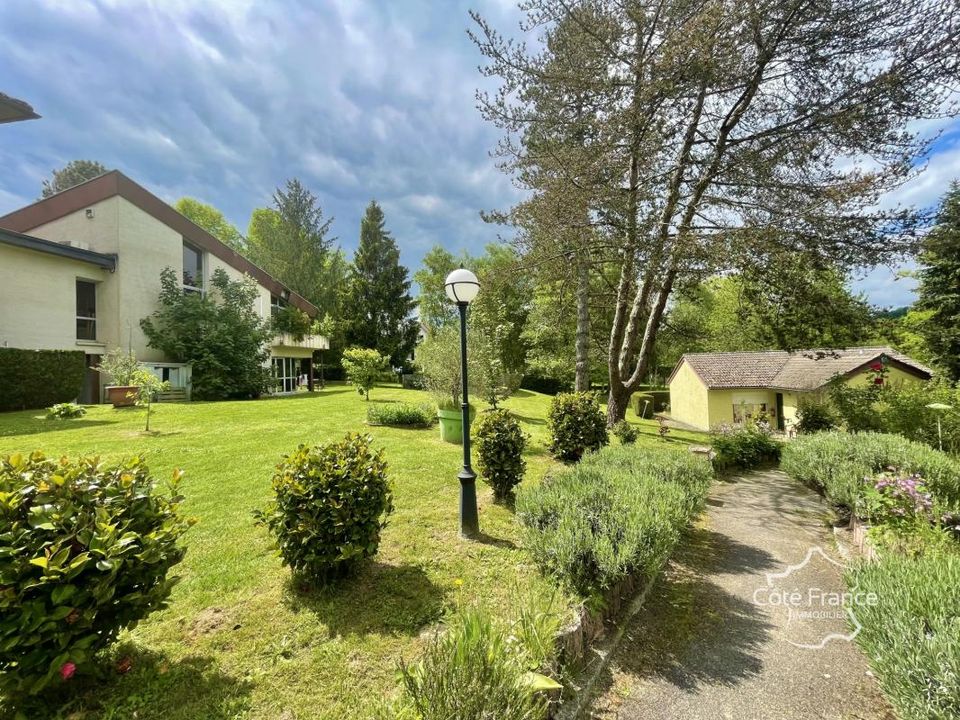 Erhvervsejendom i Peyrat-de-Bellac, Haute-Vienne - foto 2
