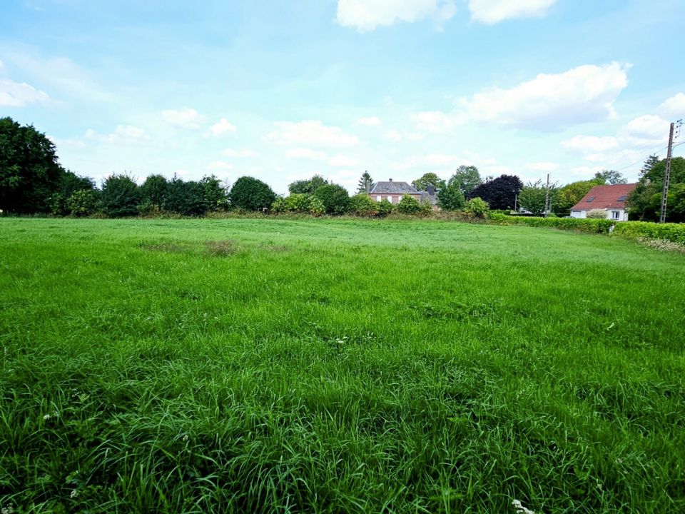 Helårsgrund i Avesnes-le-Comte, Pas-de-Calais - foto 1
