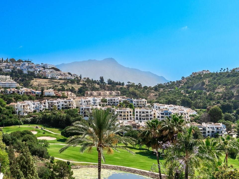 Villa a Los Arqueros, Malaga - foto 1