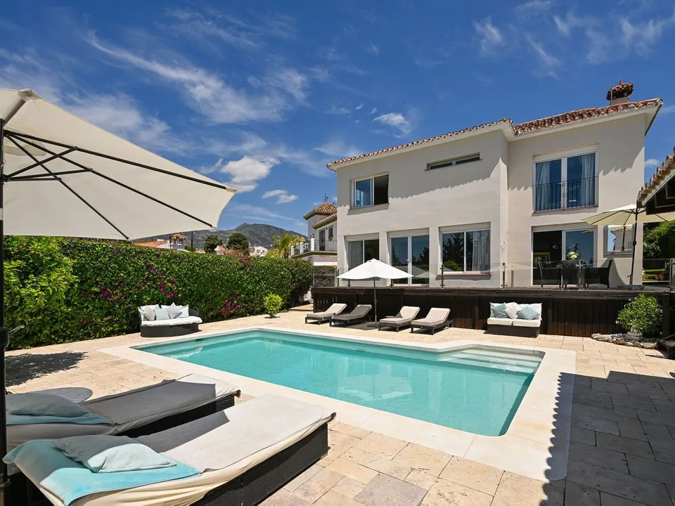 Villa i Rio Real, Malaga - bilde 1