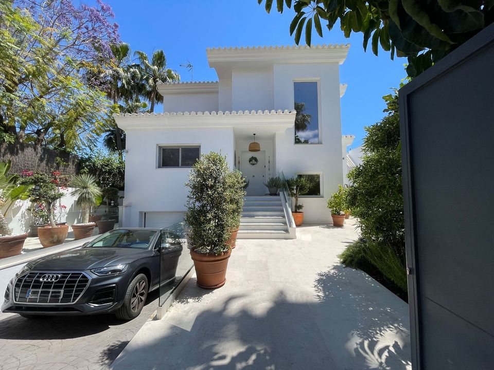 Villa i Nagueles, Malaga - foto 1