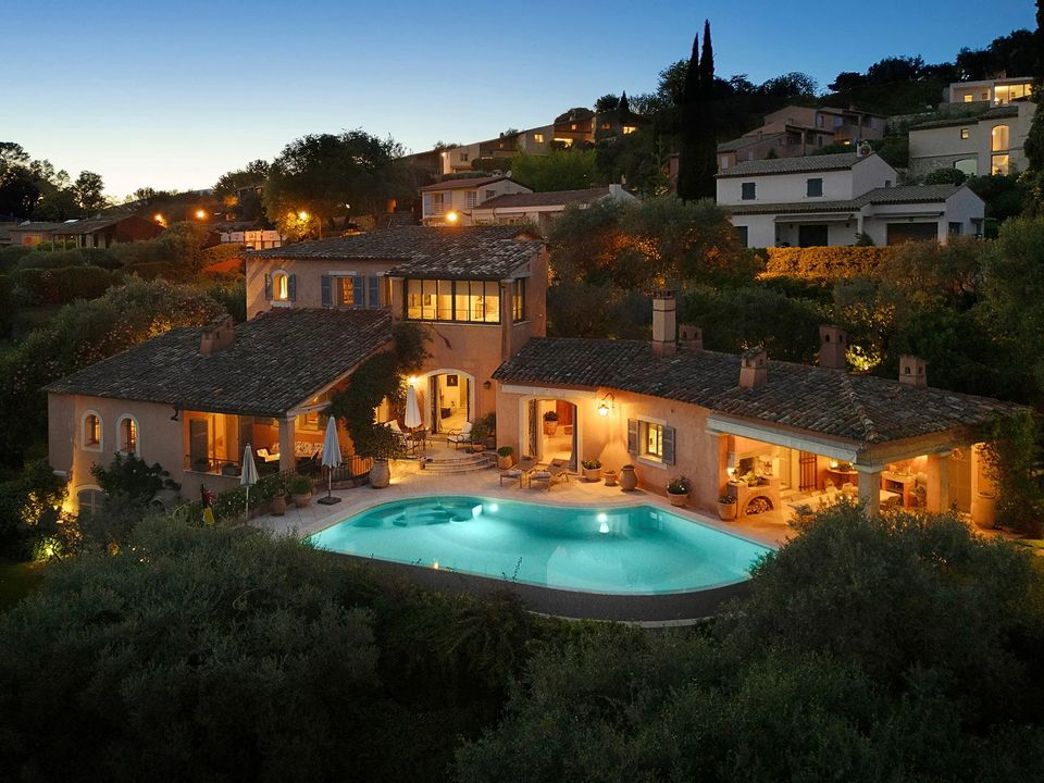 Villa i Biot, Alpes-Maritimes - foto 1