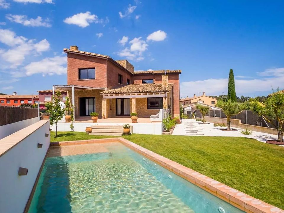 Villa i Vall-Llobrega, Gerona - foto 1