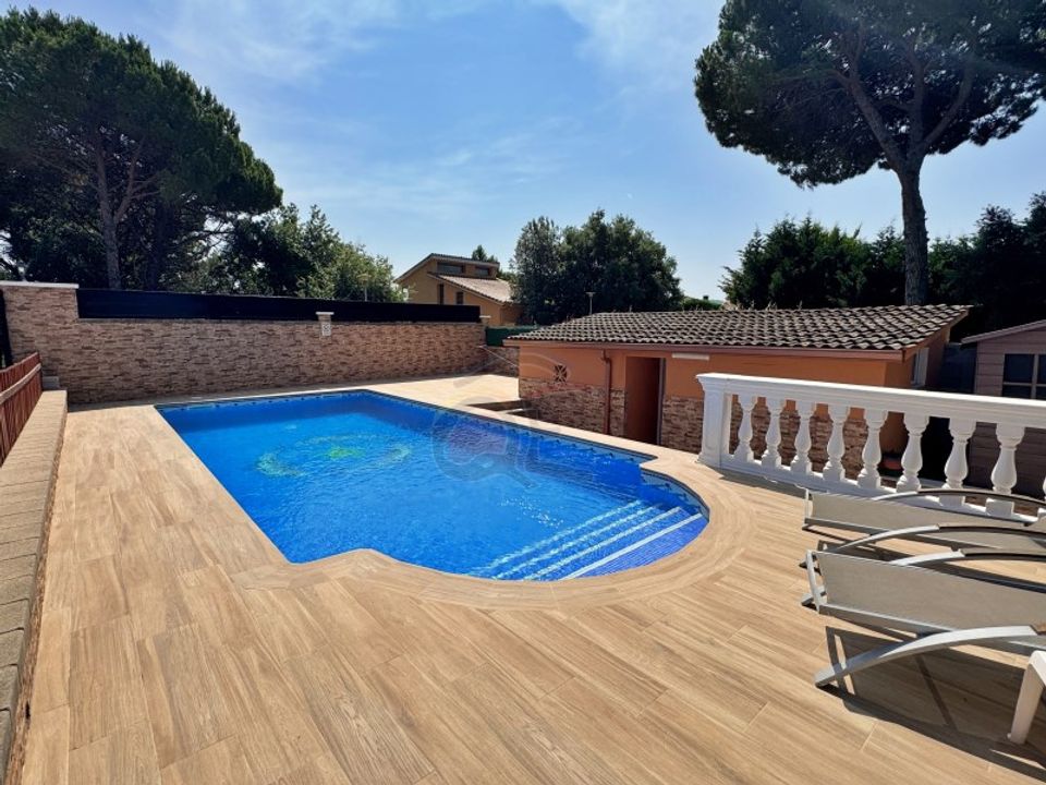 Villa a Vidreres, Gerona - foto 3