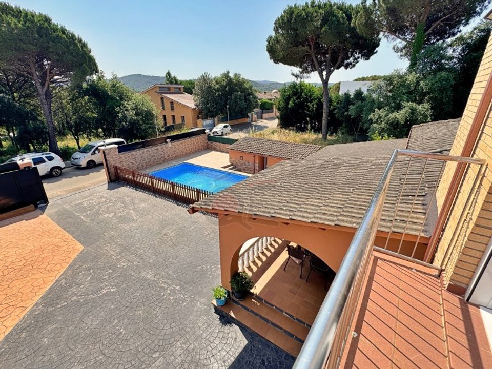 Villa a Vidreres, Gerona - foto 4