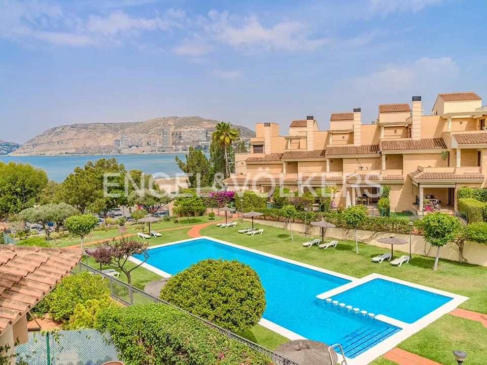 Bungalow i Alicante, Alicante - foto 1