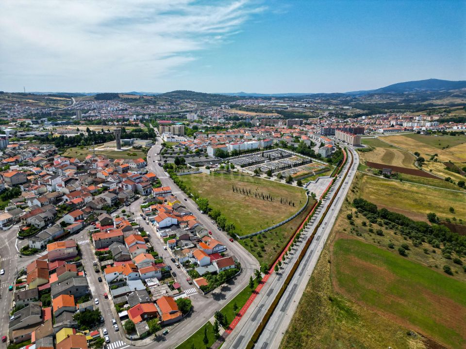 Helårsgrund i Braganca, Braganca - foto 4
